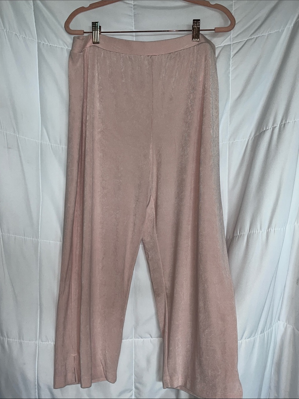 NWT Travelers by Chico Pink Slim Cropped Veranda Pink Pants Size L